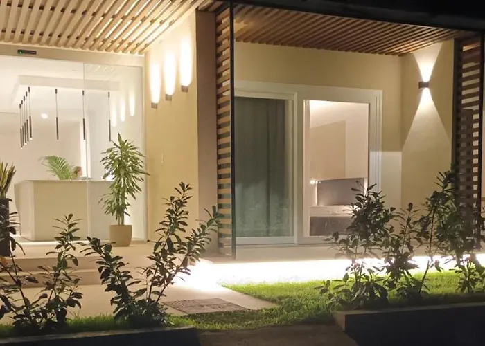 Marea Retreat Apartments