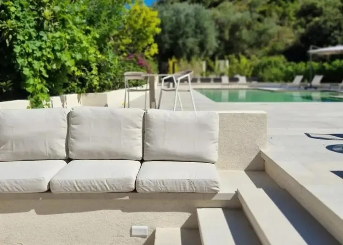 Marea Retreat Apartments